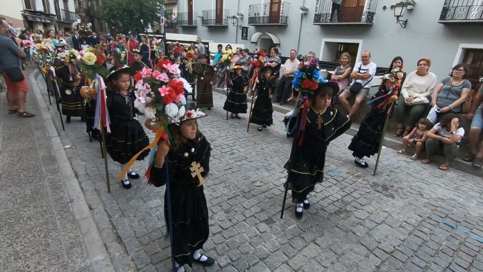 Dansa dels Peregrins a Morella