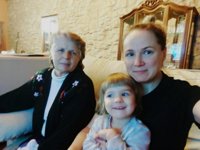 Família ucraïnesa acollida a Tírig