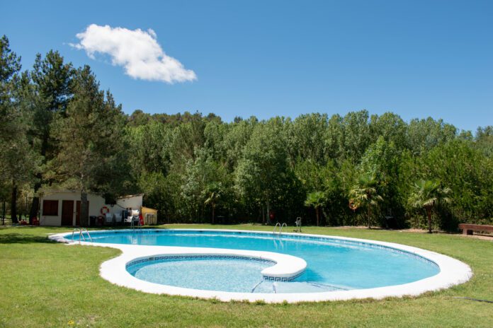 piscina fabrica giner morella