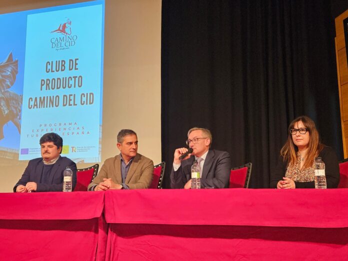 Alejandro Colomina, Alberto Luque, Joaquín Juste y Marta Sancho en la reunión de entidades del Club Producto del Camino del Cid Alejandro Colomina, Alberto Luque, Joaquín Juste y Marta Sancho en la reunión de entidades del Club Producto del Camino del Cid