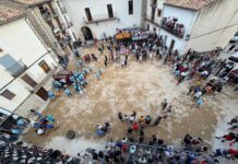 Èxit de la festa de la Penya Taurina d’Ares Plaça Major d'Ares
