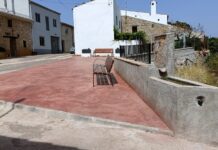La Torre d’En Besora millora la plaça dels Vilàs i crea un nou aparcament