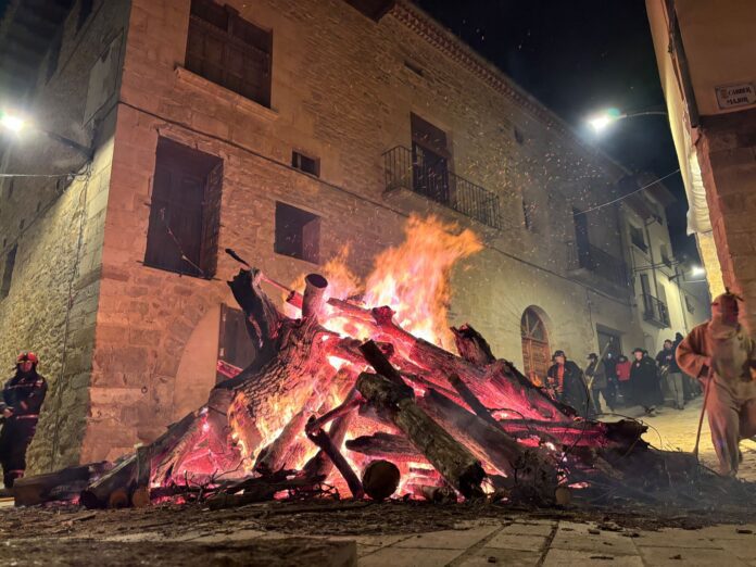 La foguera de Sant Antoni de La Mata 2026