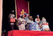 Les fotos. Els Reis Mags reparteixen felicitat a Vilafranca