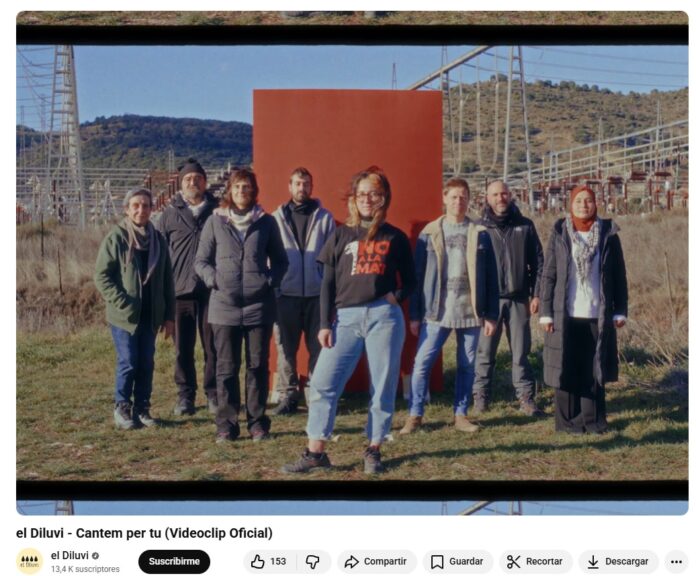 Fotograma del videoclip 'Cantem per tu' del Diluvi