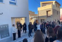 Tírig inaugura set nous habitatges socials i obri el procés per al seu arrendament