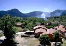 Declarado un incendio forestal entre Vilafranca e Iglesuela del Cid con intervención aérea para frenar su avance Imagen de la cámara de Avamet en la Pobla de Bellestar